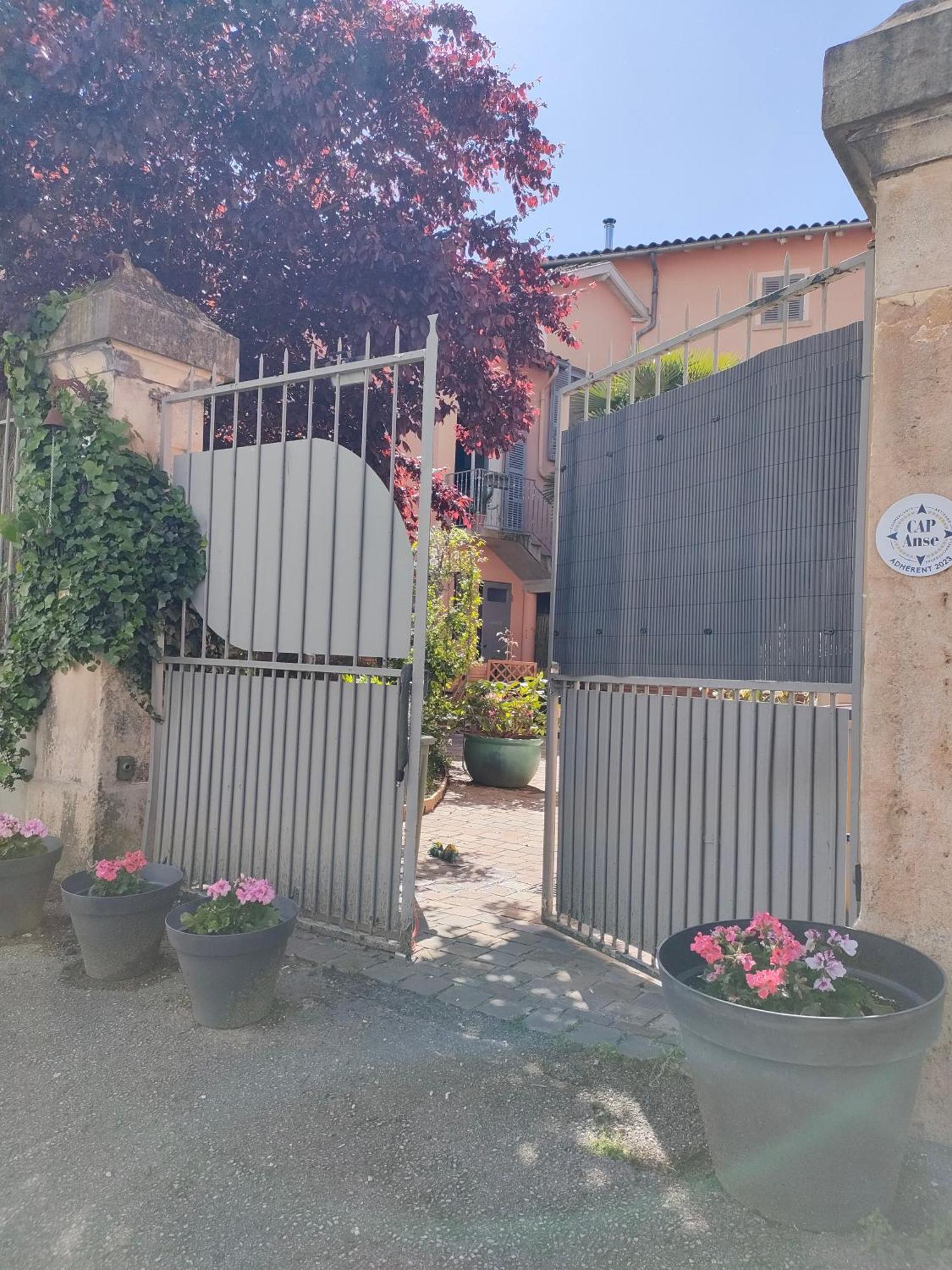 Bed and Breakfast La Chamade En Beaujolais Anse Exterior foto